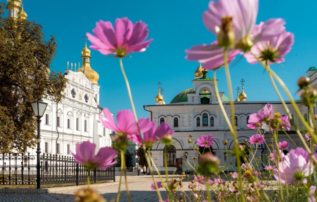 Яке сьогодні церковне свято 27 вересня 2025 року