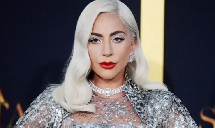 Леді Гага зіграє роль директора школи у другому сезоні " Середа» 1