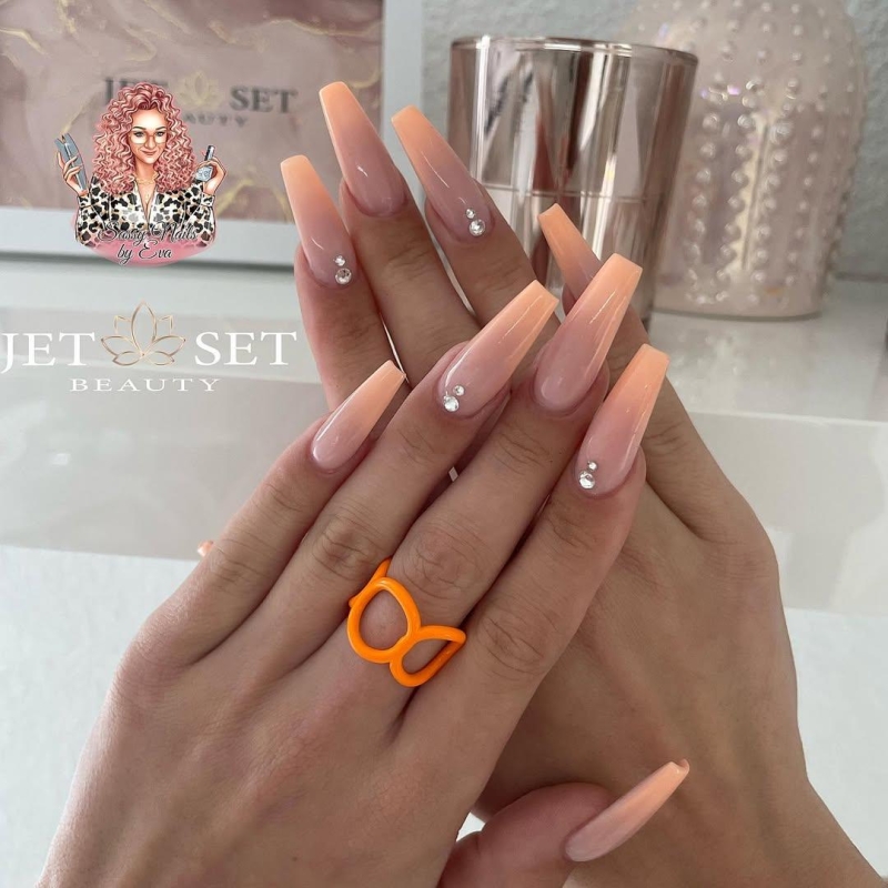 / фото instagram.com/sassynailsbyevahausler