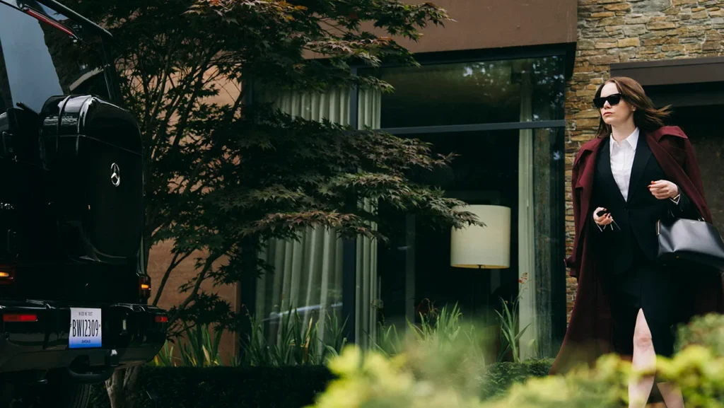 Щоб потрапити на прем’єру фільму Буґонія, доведеться поголити голову 1