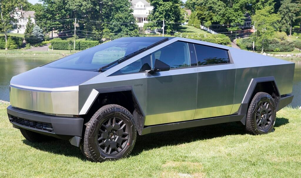 Tesla опинилася під судовими позовами через фатальні недоліки дверей Cybertruck 1