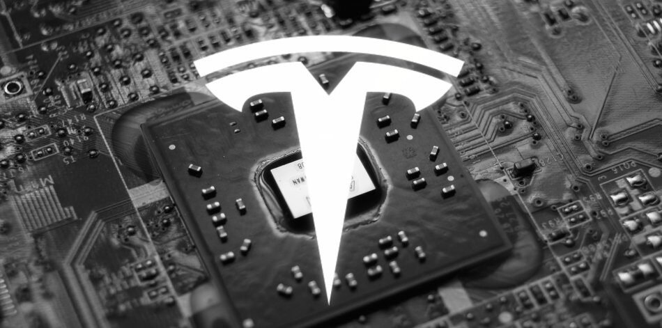 Tesla представила власний процесор для автономного керування з рекордною продуктивністю 1