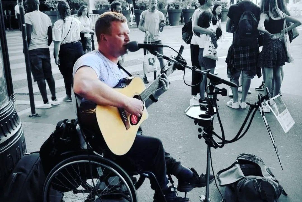 У Києві невідомий принизив музиканта з інвалідністю/ фото instagram.com/1_i_van