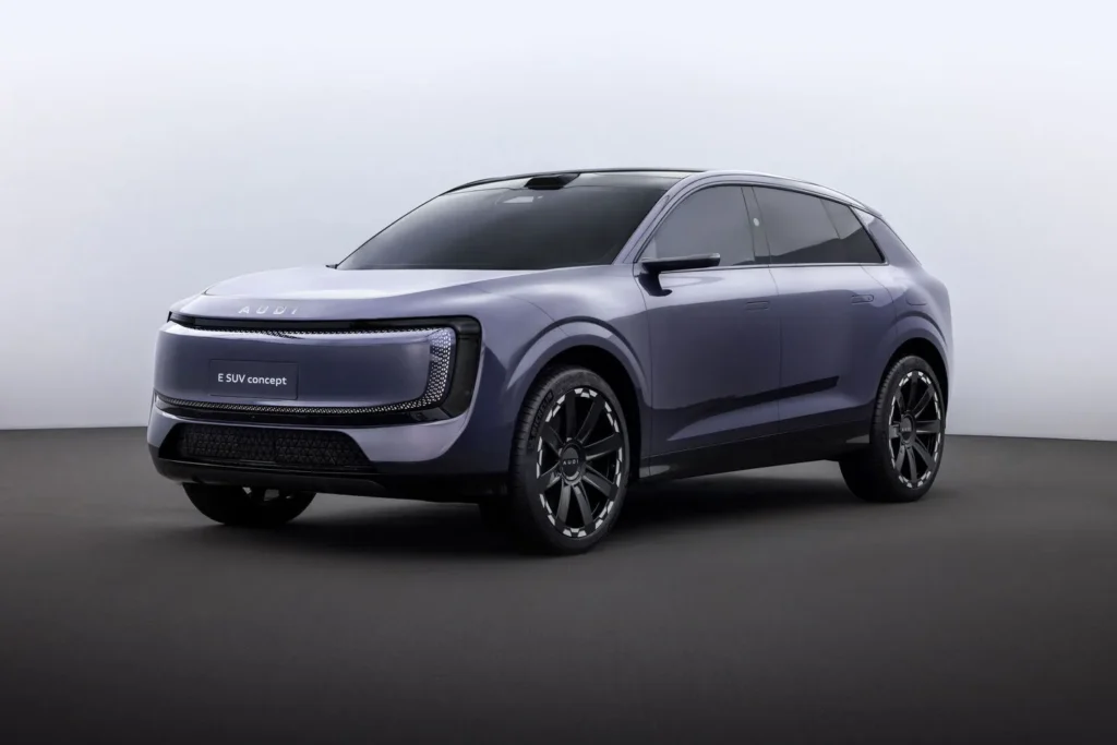 Audi представила електричний E SUV Concept із потужністю 670 к.с. та швидкою зарядкою 3