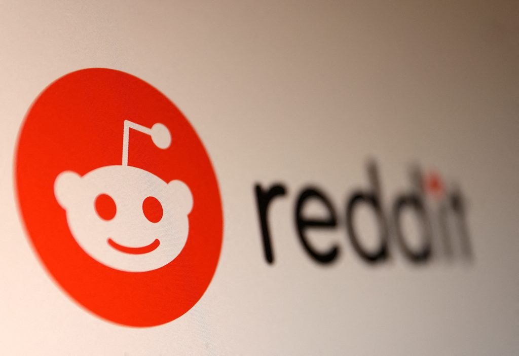 CEO Reddit заявив, що чат-боти не допомагають платформі зростати 2
