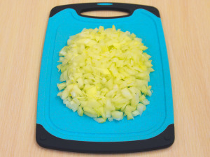 Куряча печінка в соусі з томатів і сметани 1