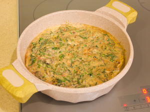 Куряча печінка в соусі з томатів і сметани 13