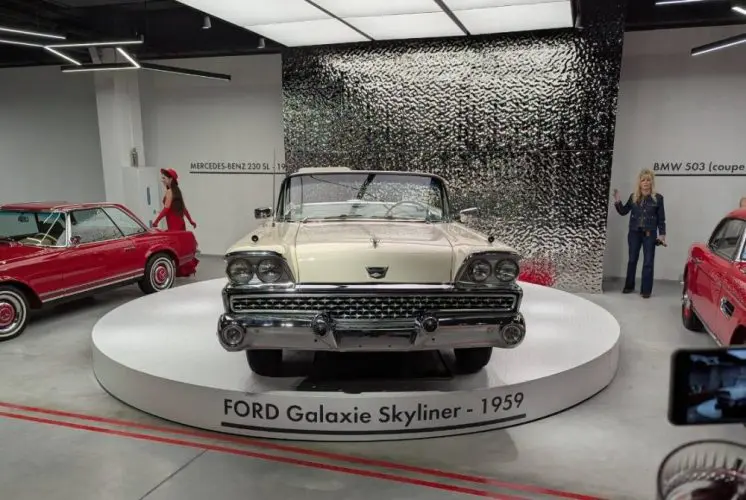 Музеї ретро автомобілів: легенди на колесах оживають 1