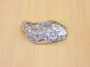 Салат з печеним курячим філе, буряком та грецькими горіхами 5