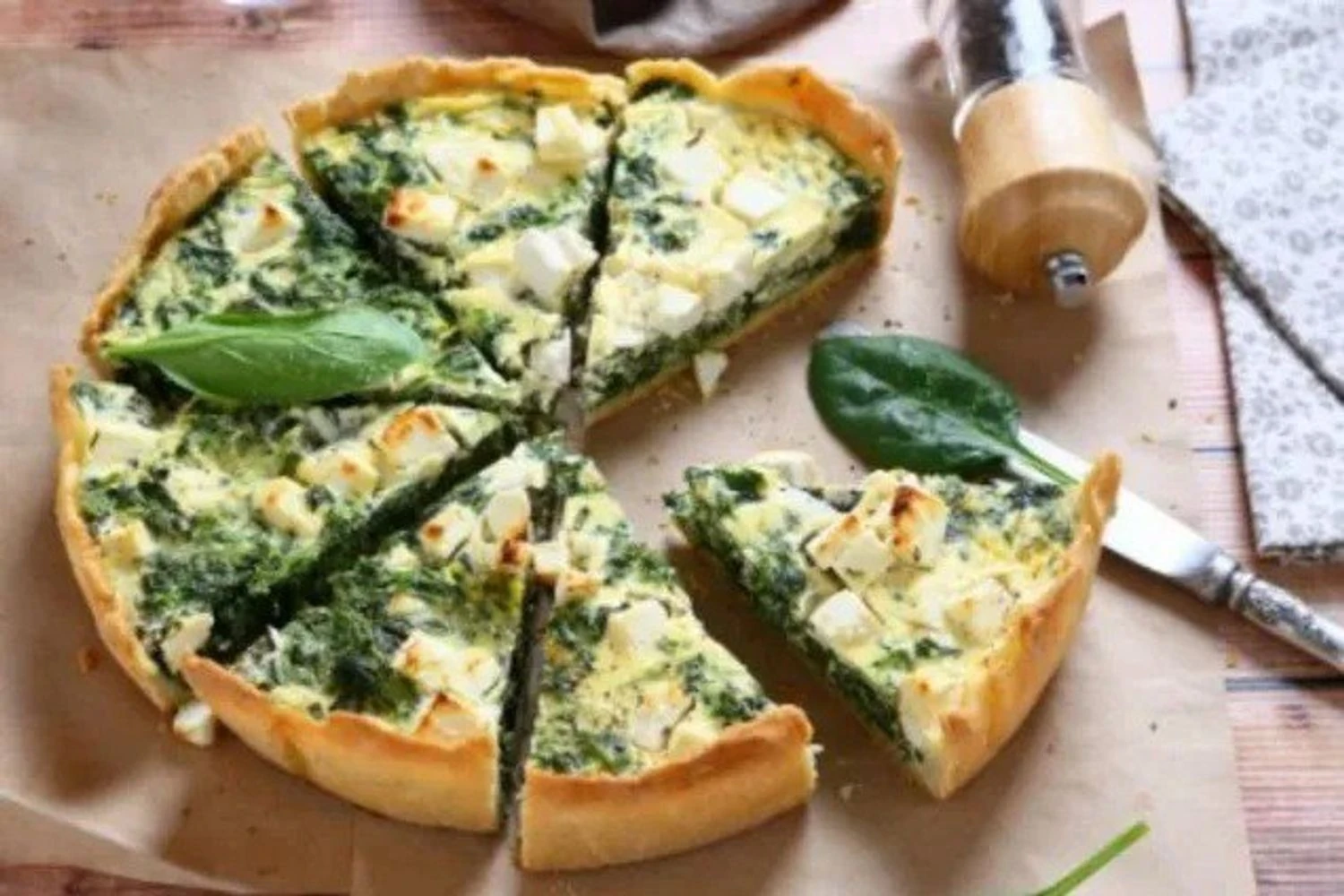 Смачний і поживний пиріг "Кіш": 5 найкращих рецептів, які зможе приготувати кожен 5