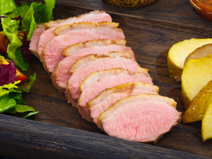 Філе качки, запечене з грушами та яблуками 1