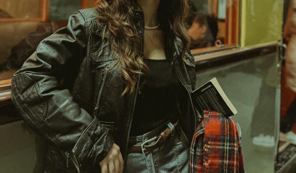 Модні куртки весна 2026: ці моделі будуть носити всі - чи є у вас така