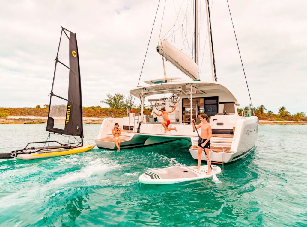 Оренда яхти та морські тури: сучасний формат відпочинку зі Sparks Life 2 Оренда яхти та морські тури: сучасний формат відпочинку зі Sparks Life 1