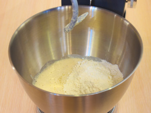 Піца з сушеними помідорами та беконом 10