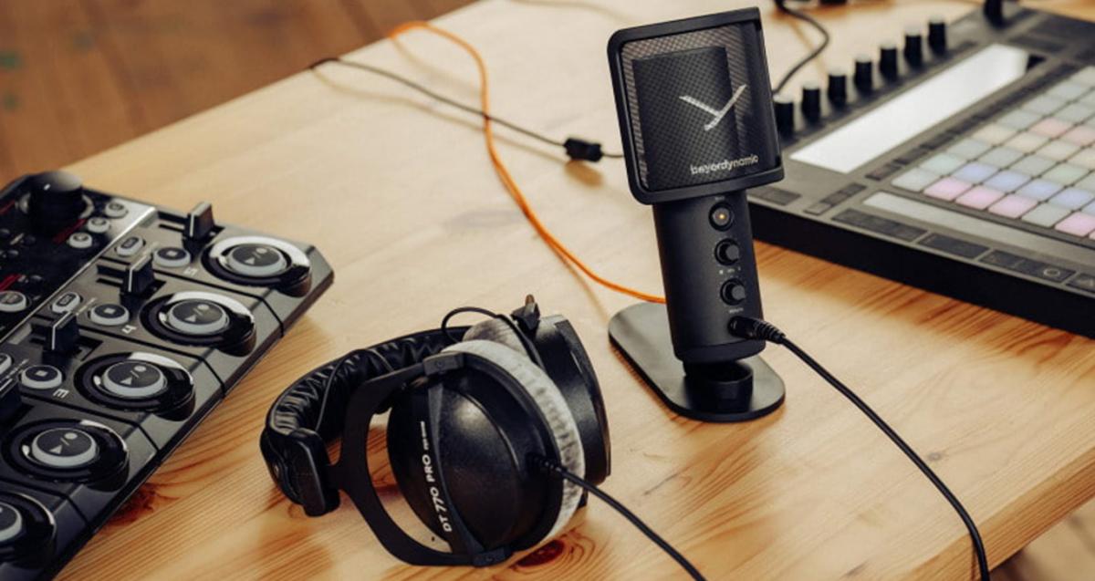 Топ-5 мікрофонів для стрімінгу та подкастів: як вибрати найкращий для вашої студії?