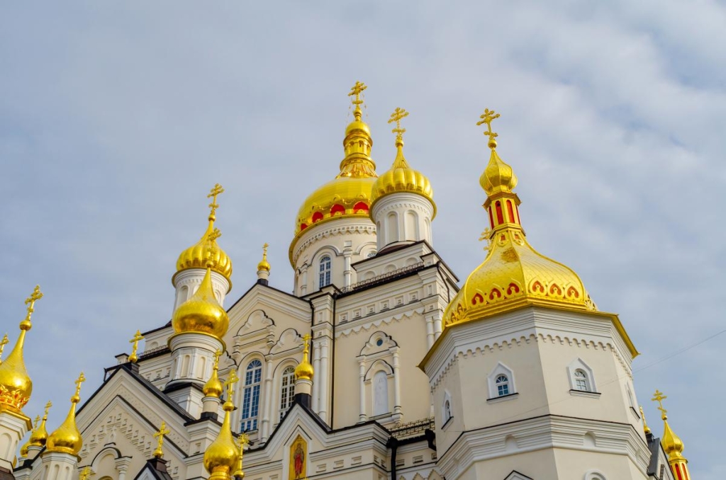 18 березня: церковне свято сьогодні, про що не можна розповідати за столом цього дня