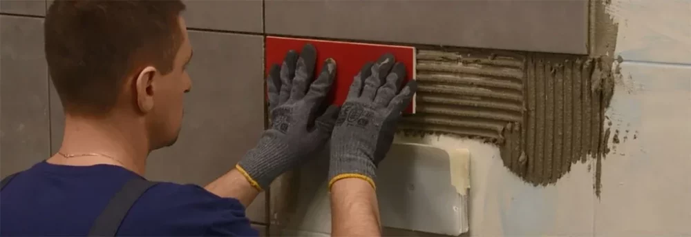 Чи можна клеїти гіпсову плитку на шпаклівку: повний гід з секретами майстрів 1