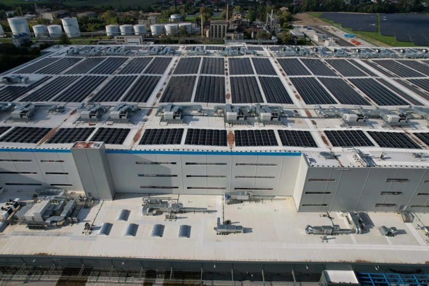 Дата-центри США "випиватимуть" щодня стільки ж води, скільки споживає весь Нью-Йорк, вже до 2030 року 1