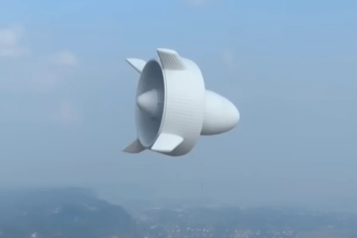 Китай приборкав вітер у хмарах: запущено першу у світі літаючу електростанцію (відео)