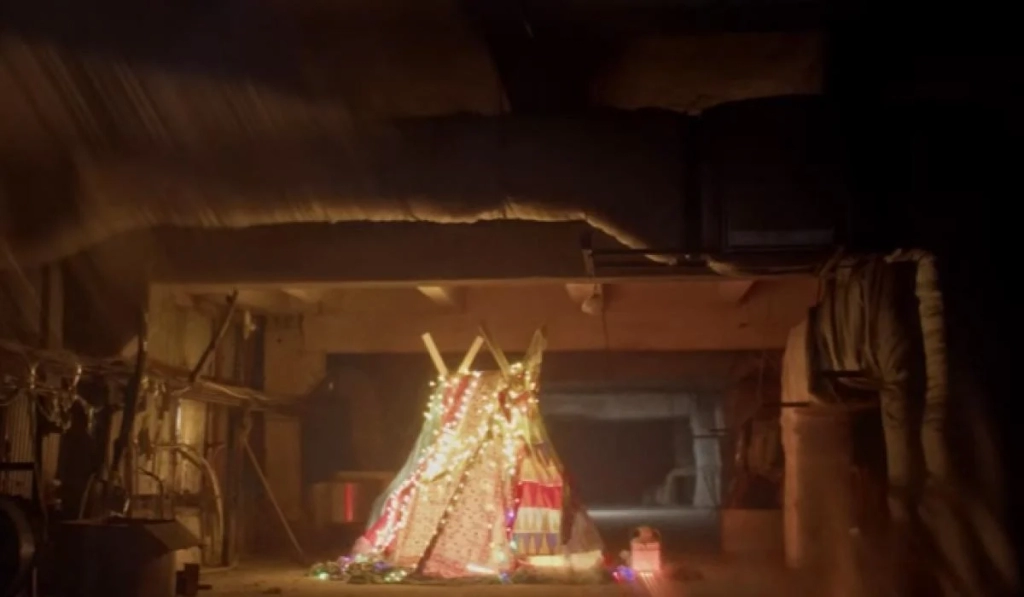 "Ми не знаємо життя без війни": Культурні сили випустили кліп про дитинство в укриттях 1 "Ми не знаємо життя без війни": Культурні сили випустили кліп про дитинство в укриттях