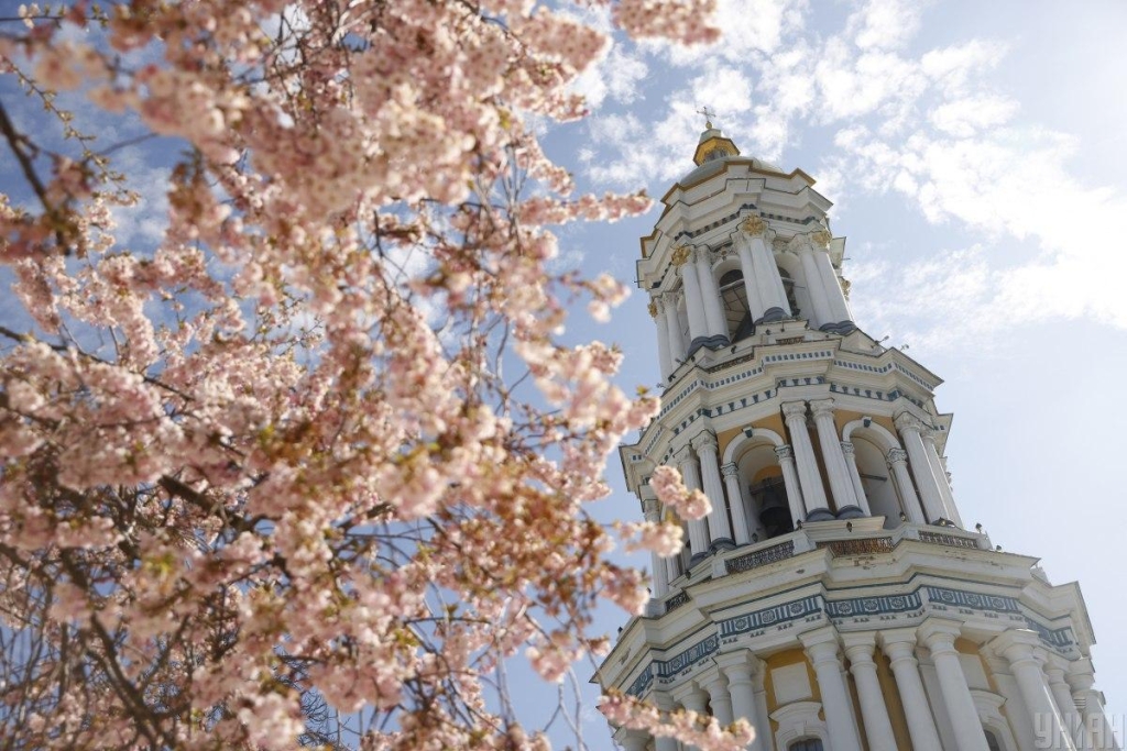 21 квітня: Радониця - що не можна робити вдома і на кладовищі у головний поминальний день