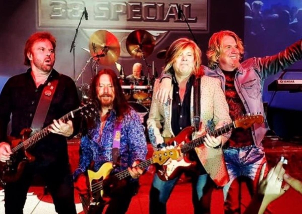 Цей хіт 1982-го став позачасовим гімном року: його досі слухають