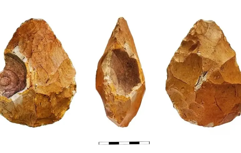 Homo erectus виготовляли кам'яні молотки для спілкування з космосом - результати дослідження вчених - фото 1