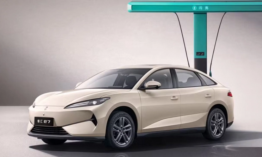 Мрія водія таксі: BYD Linghui e7 за €11900 проїжджає до 550 км і заряджається за 5 хвилин 1