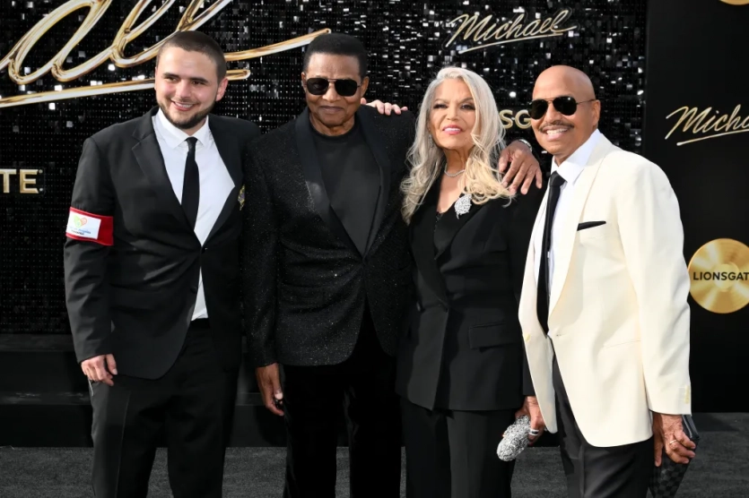 На прем'єрі байопіку "Майкл" у Голлівуді був присутній син Короля поп-музики. 11