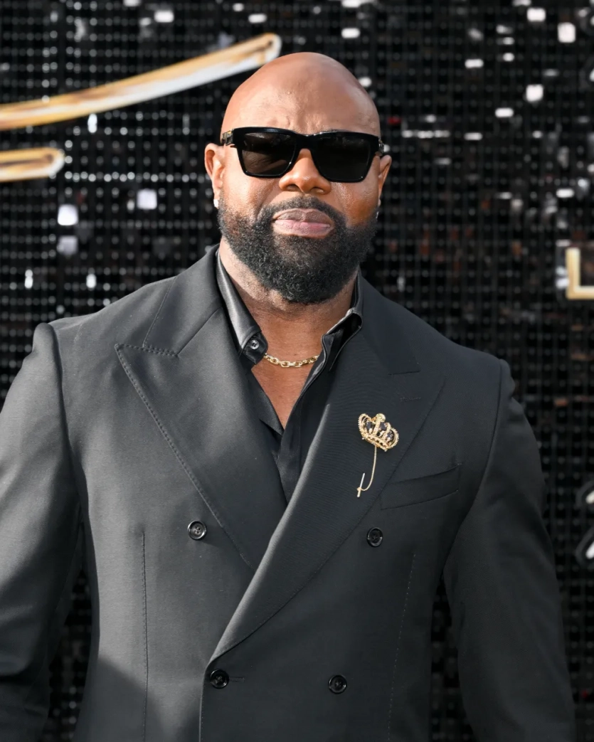 На прем'єрі байопіку "Майкл" у Голлівуді був присутній син Короля поп-музики. 16