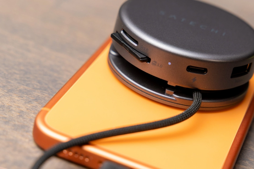 Огляд Satechi On-the-Go 7-в-1: хаб, що зливається з вашим пристроєм 4