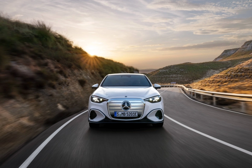 Перший електричний Mercedes C-Class EV має запас ходу до 762 км і можливість зарядки за 10 хвилин. 3