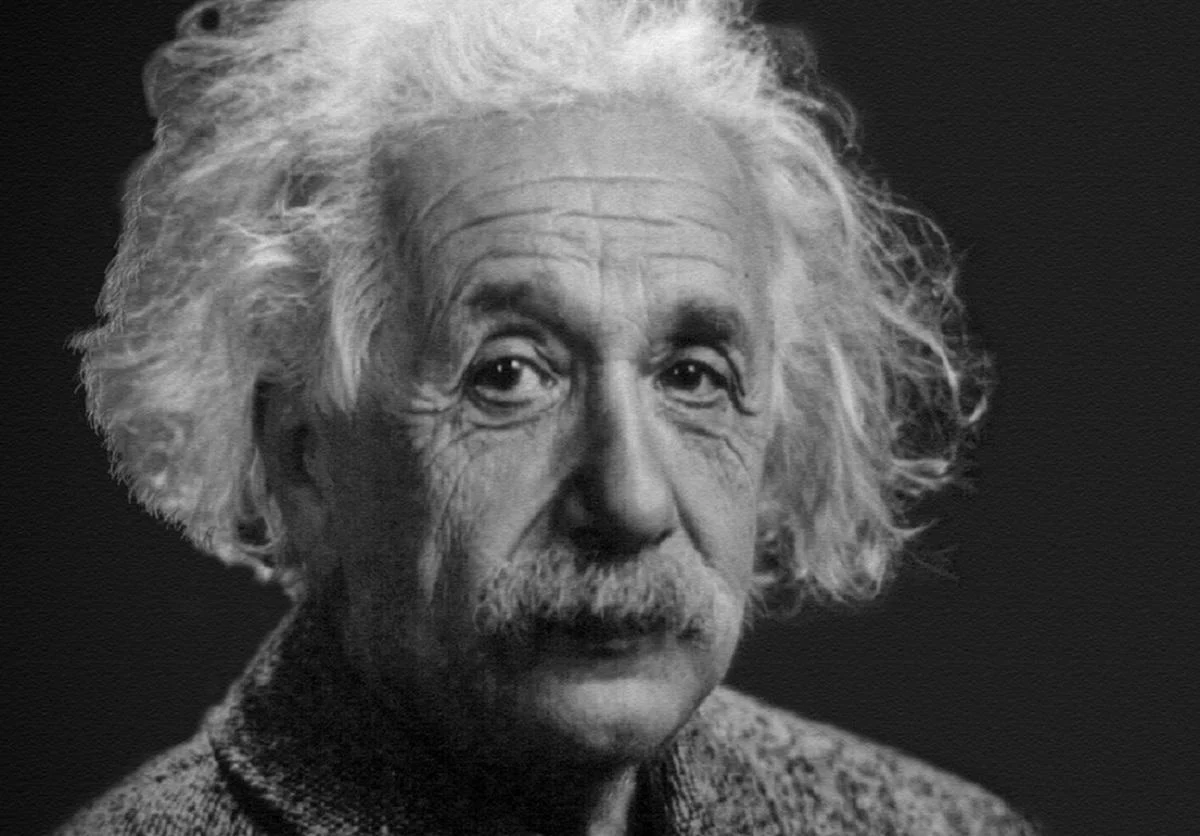 Роботи освоїли "плавання" у просторі-часі, застосовуючи рівняння Ейнштейна. 1 Роботи навчилися "плавати" у просторі-часі, використовуючи формули Ейнштейна