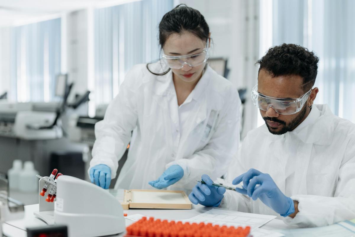 Торгівля дикими тваринами значно підвищує ризик передачі людям небезпечних хвороб, - вчені