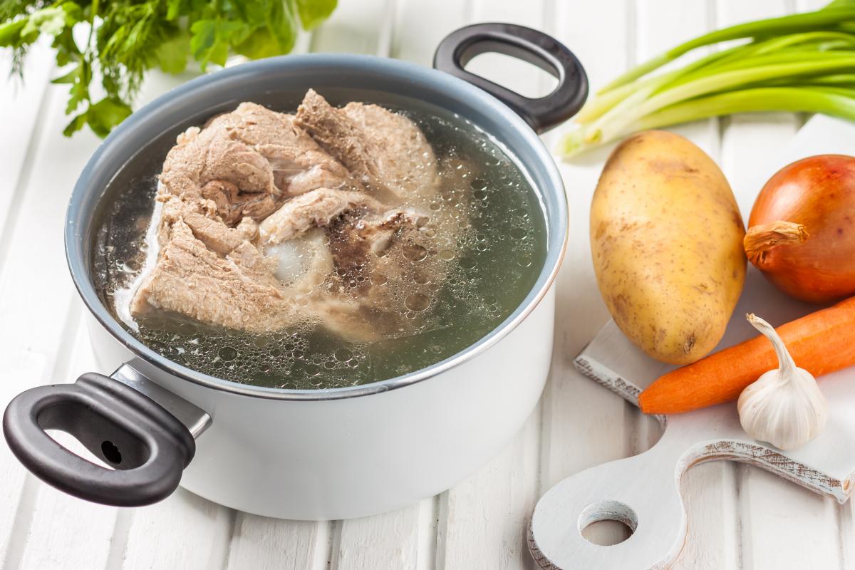 Цей продукт - натуральне мастило для суглобів, але люди викидають його на смітник