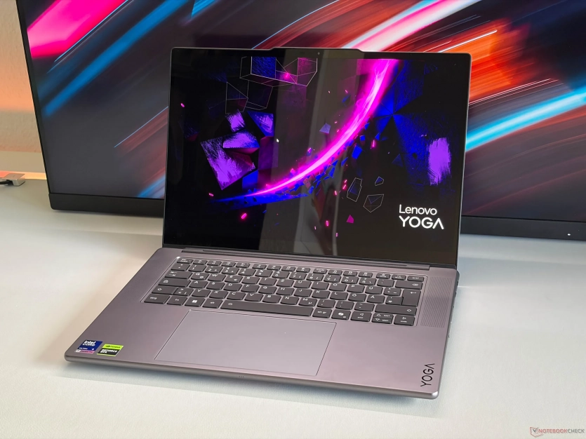 Lenovo Yoga Pro 7i 15 G11: один з перших мультимедійних ноутбуків з новою відеокартою RTX 5070 1