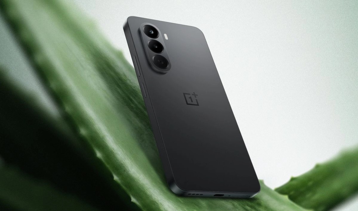 OnePlus Nord CE6 за $320 оснащений батареєю на 8 000 мА•год та має військовий рівень захисту. 5