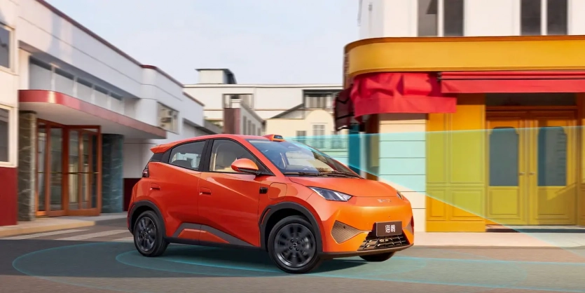 Оновлений BYD Seagull 2026 коштує від $10,3 тис., а за $13,4 тис. доступні LiDAR та автопілот. 1