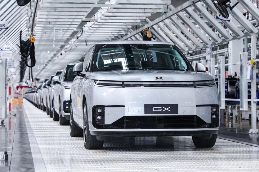 Прощавай Tesla: Xpeng розпочинає в Китаї випуск першого серійного роботаксі 3