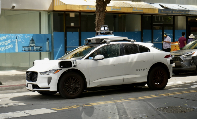 Роботаксі Waymo не повернуло багаж пасажиру в аеропорту Сан-Франциско. 1