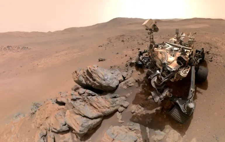 Селфі Perseverance - марсохід NASA зробив автопортрет на Червоній планеті - зображення 1