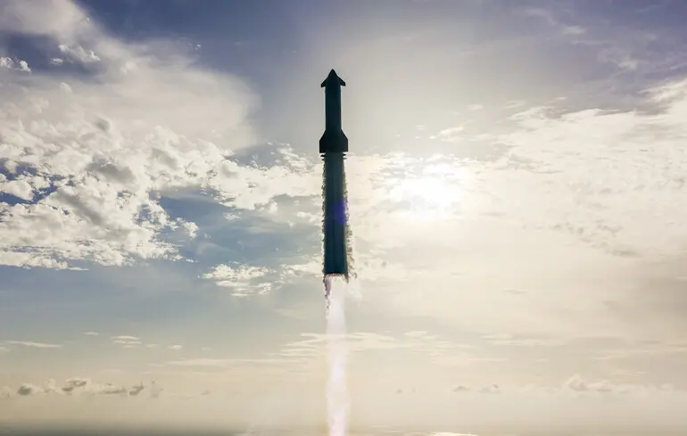 SpaceX відклала перший запуск Starship V3 через технічну проблему; тестування перенесено на наступний день. 1