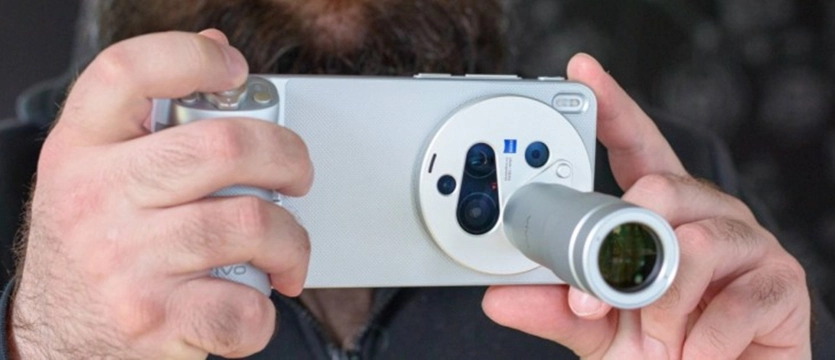 10-кратний перископ та нові телеконвертери: Vivo готує фотомонстра X500 Ultra 2