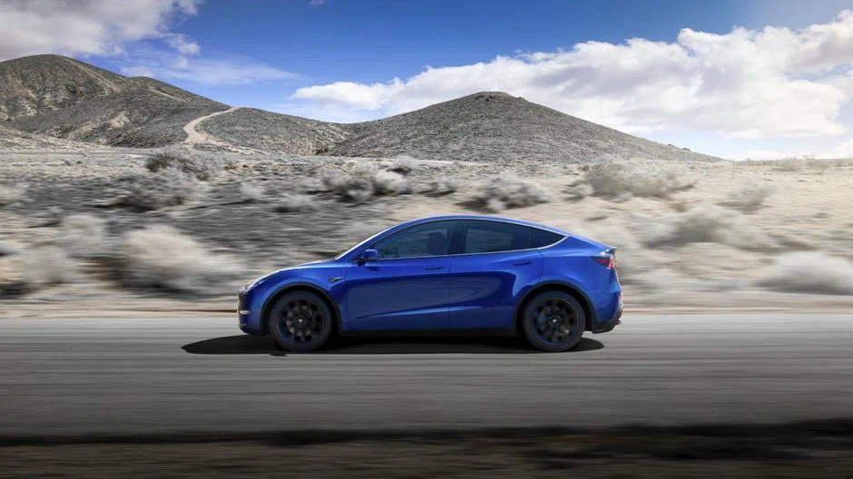 Чоловік купив Tesla за $80 тисяч, а через 4 місяці дізнався її реальну ціну