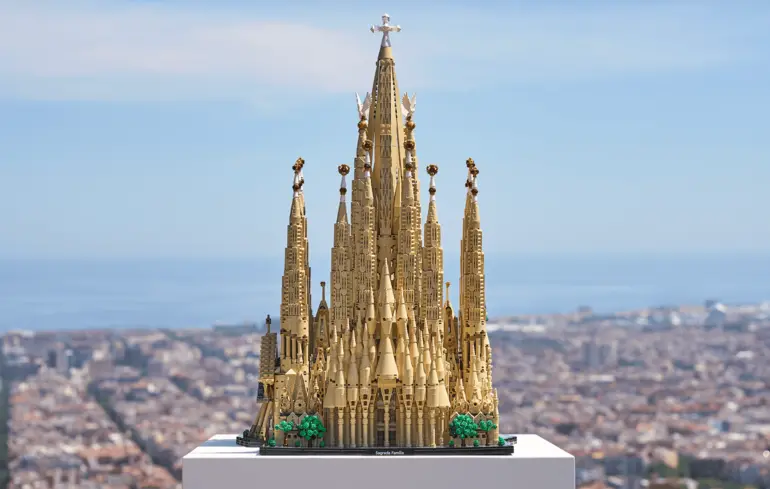 LEGO представить найбільший набір - Sagrada Família міститиме понад 12 тисяч елементів. 1
