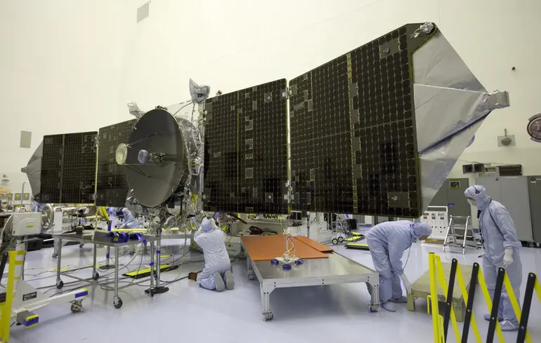 NASA завершує місію марсіанського зонда MAVEN, який більше 11 років вивчав атмосферу Марса. 1