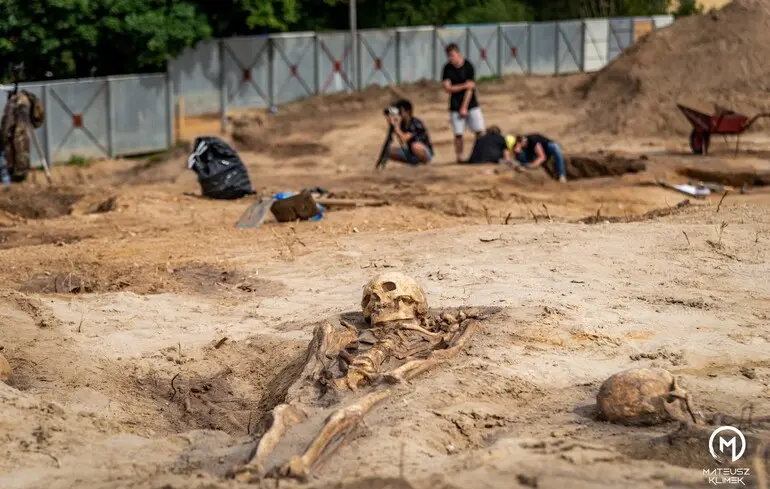 У Сибіру виявили жертв епідемії віком 5500 років – найдавніша чума. 1
