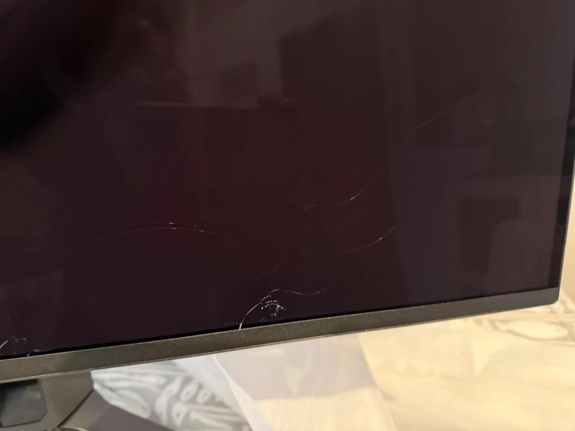 Це ж не яйця: ASUS отримала хвилю скарг на пошкоджені дорогі OLED-монітори через погане пакування 3